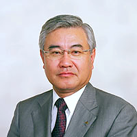 代表取締役 三角 喜久治 近影